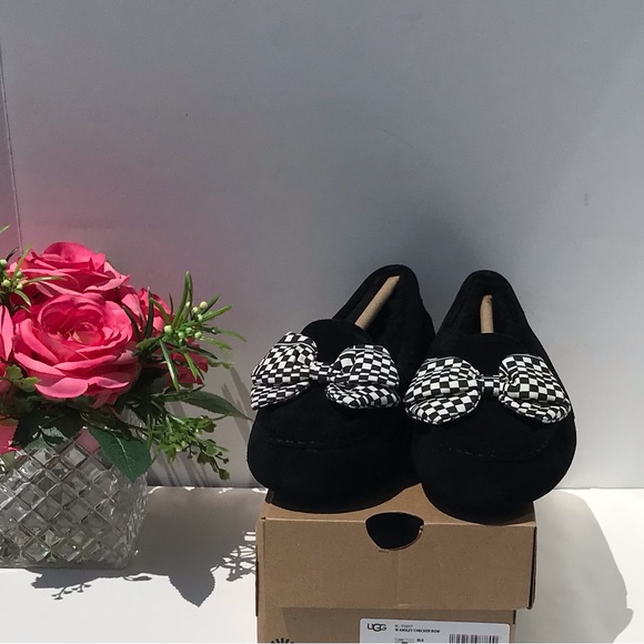 UGG Ansley Checker Bow - Picture 6 of 9